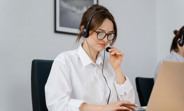 business service hotline available